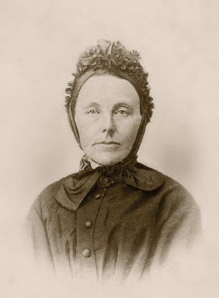 S&oslash;nderho, Fan&oslash;: Karen Frandsen